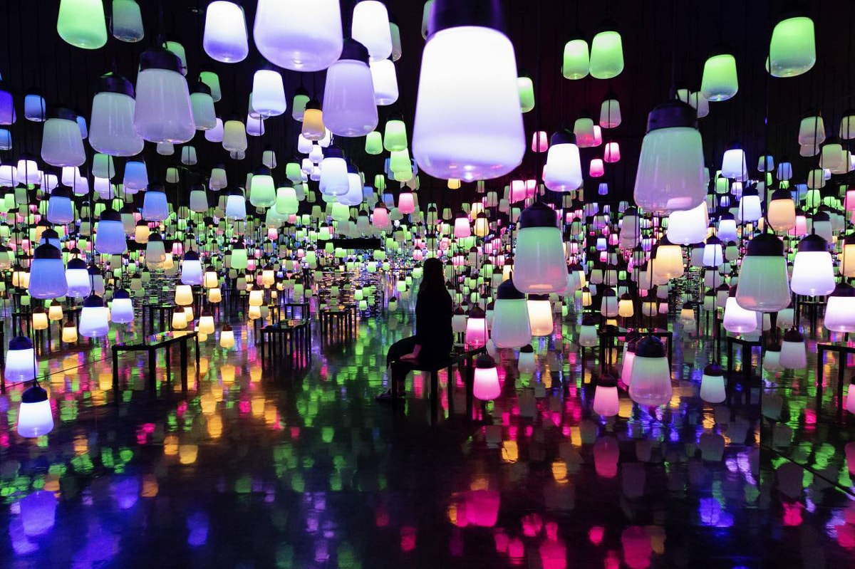 teamLab Mifuneyama Rakuen Park Immersive Exhibition A Forest Where Gods Live humans nature interactions Floating Resonating Lamps Drawing on the Water Surface Created by the Dance of Koi and Boats Ever Blossoming Life Rock Universe of Water Particles on a Sacred Rock The Floating Tree
