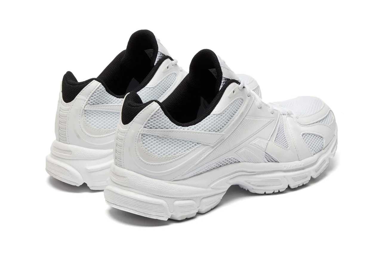 Vetements - Reebok Runner 200 Rubber-Trimmed Mesh Sneakers - White