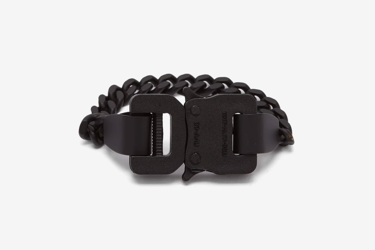 1017 ALYX 9SM Buckle Chainlink Bracelet Closer Look Release info Date Buy Purchase Black Matthew M Williams