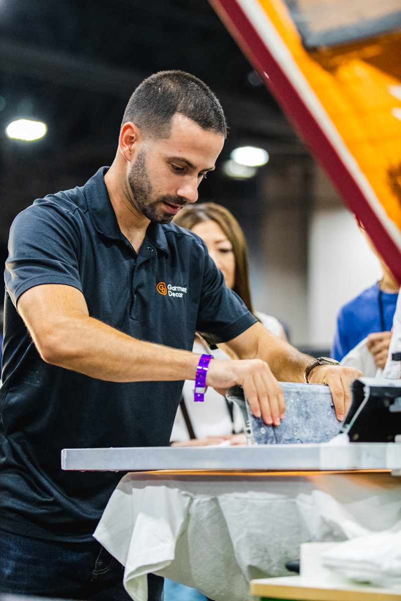 Agenda Trade Show Las Vegas Event Viceland's Jason "Cheech" Hall suace talk NLE ChoppaJabbawockeez and Euphoria's Meeko Gattuso ZensaiRecap 2019 Tamera Young Bricks & Wood, Lemonade Stand, Bureau and Fourth Period
