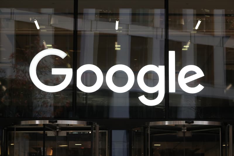 Alphabet Overtakes Apple as Most Cash Rich 117 billion US dollars USD google big tech silicon valley financial times