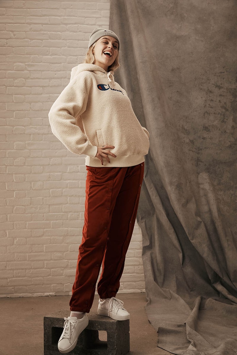 Champion Reverse Weave Fall Winter 2019 FW19 Collection Lookbook Pieces Pre Shrunk Garments Sweaters Sweatpants Corduroy Velour Fleece forest green mustard yellow khaki burnt orange