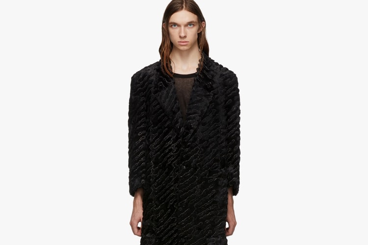 Delicate Textiles Inform COMME des GARÇONS HOMME PLUS FW19's Black Coats