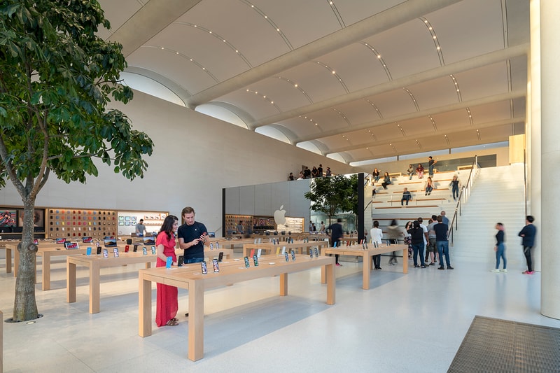 Look Inside Apple Wavy Aventura Store Miami Architecture Foster + Partners