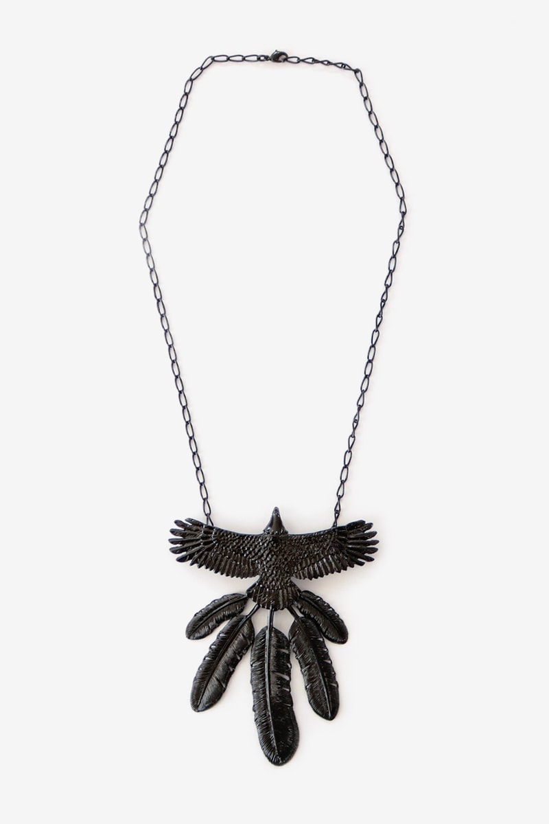 KAPITAL Alloy Lacquer Eagle Necklace White pink olive turquoise grey black light purple goros jewelry craftsmanship japan carving feathers native american navajo accessories