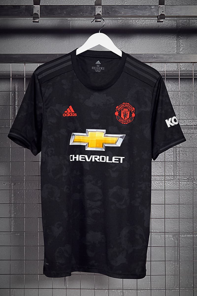 Manchester United Reveals Third 2019 20 Kit Hypebeast
