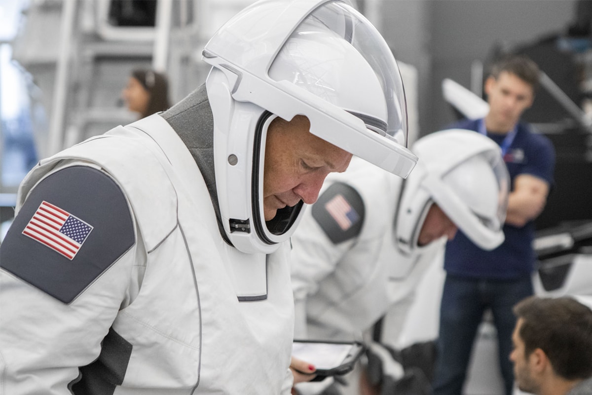 NASA SpaceX Crew Dragon Astronaut Suits Info space exploration commercial program elon musk mission 2020