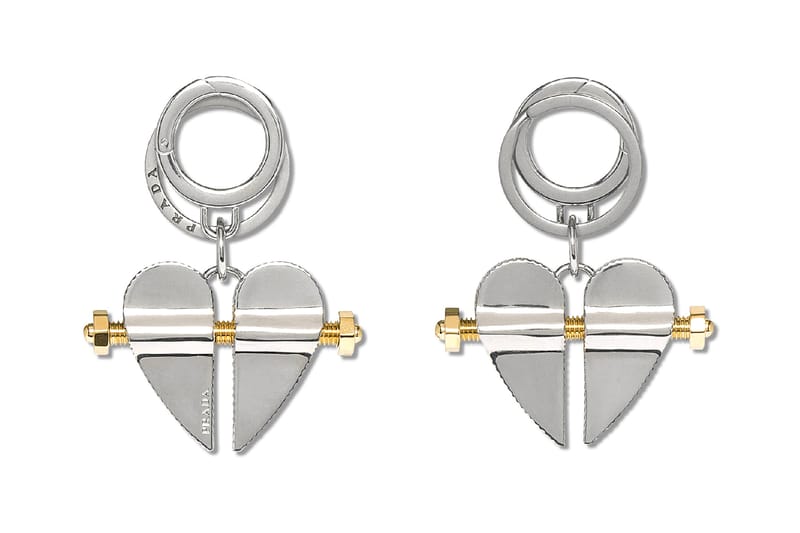 prada heart keyring