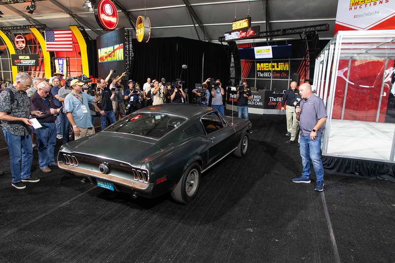 Ford Mustang GT 1968 BULLITT Steve McQueen "Highland Green" Auction Mecum Muscle Car Vintage Automotive North American International Auto Show Detroit original price scene