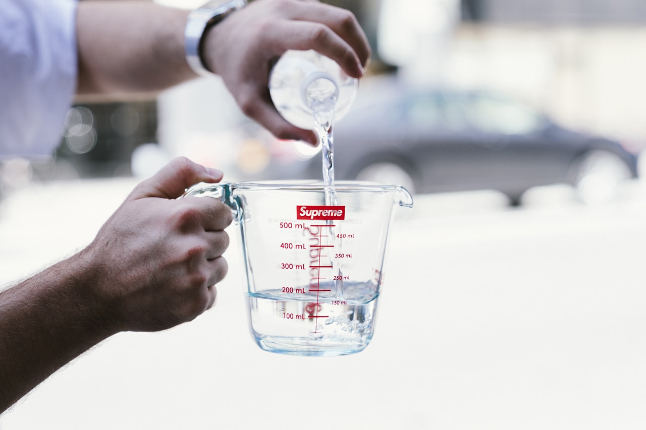 Supreme®/Pyrex® 2-Cup Measuring Cup - Fall/Winter 2019 Preview – Supreme