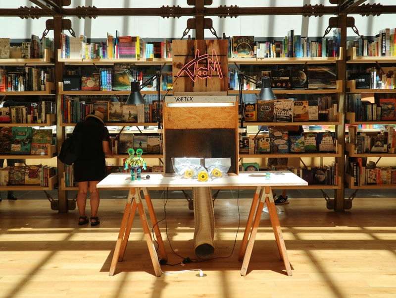 takahiro komuro vortex ginza tsutaya books atrium artworks sculptures japan tokyo