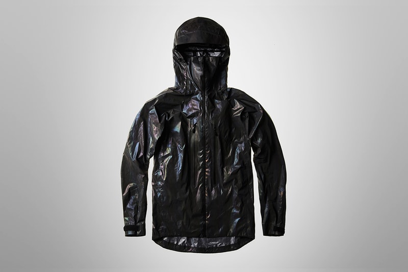 Vollebak Black Squid Jacket Release metallic black liquid metal Info Buy Release Technical Techwear Fashion Reflective ski snowboard