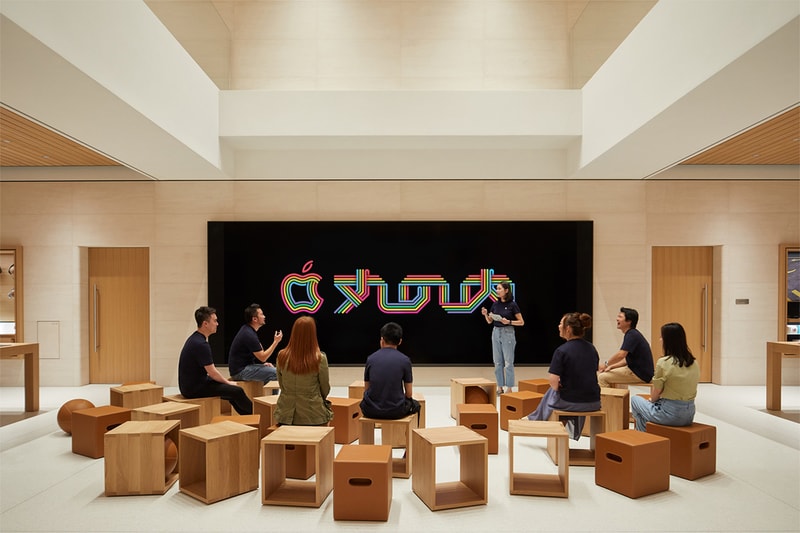 Apple Opens Largest Japan Store in Tokyo Marunouchi business district shop architecture design foster partners