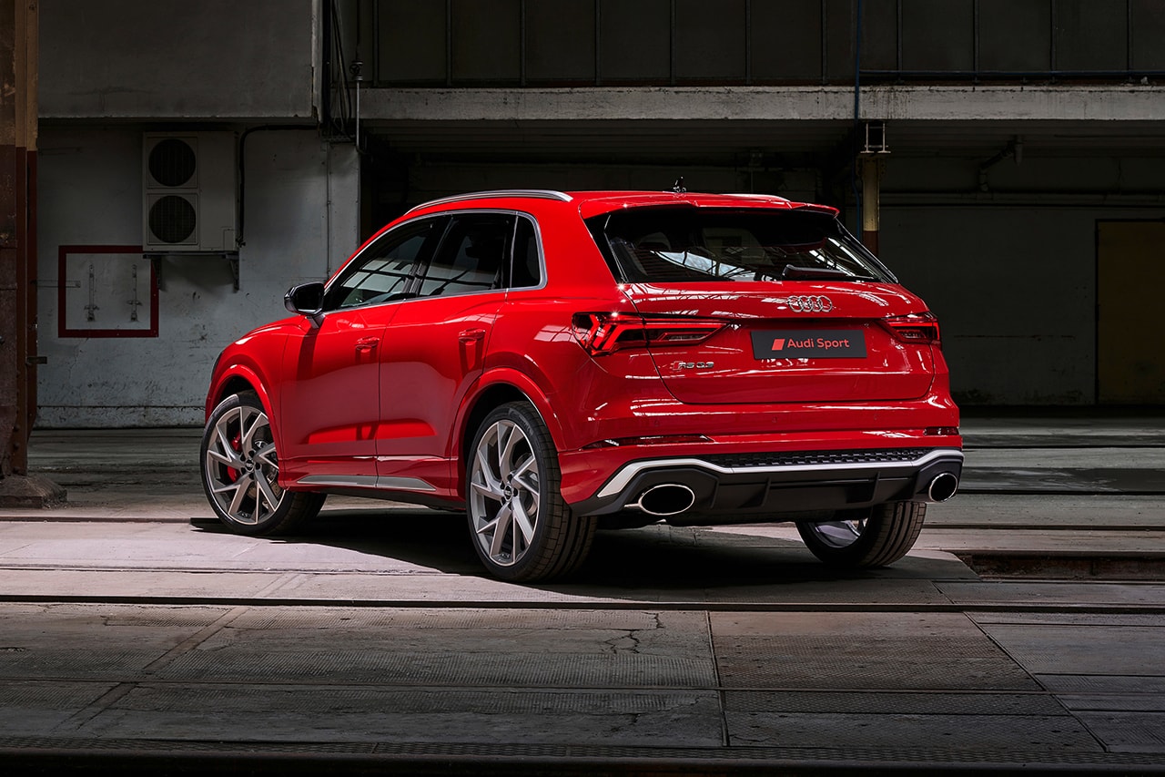 Audi RS Q3 Sportback First Look Unveiling 2020 Model Edition Mini SUV Sportscar 400 BHP Couple 4x4 Crossover Turbocharged 2.5 Litre Engine 