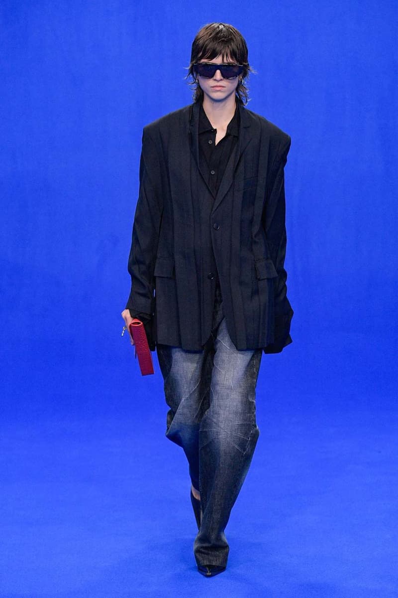Balenciaga Spring/Summer 2020 Collection Runway show presentation demna gvasalia track.2 sneaker ss20 womenswear mens paris fashion week shoe footwear
