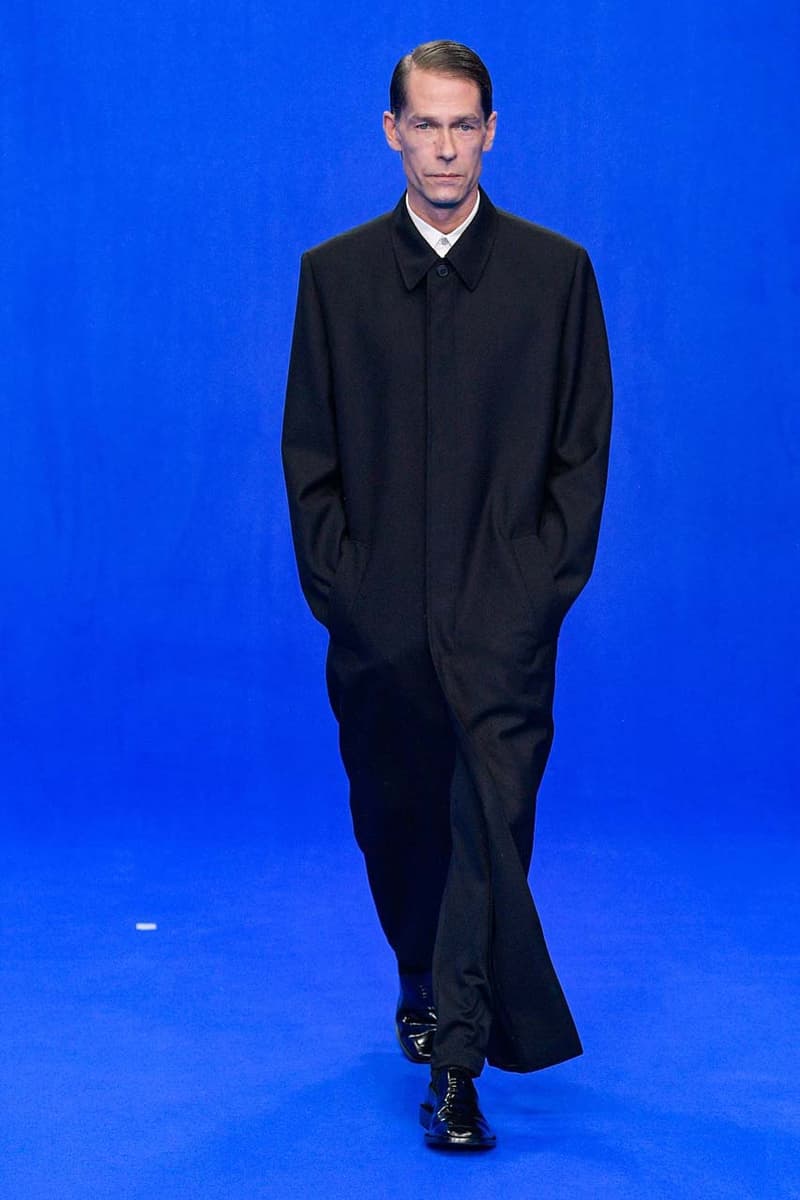 Balenciaga Spring/Summer 2020 Collection Runway show presentation demna gvasalia track.2 sneaker ss20 womenswear mens paris fashion week shoe footwear