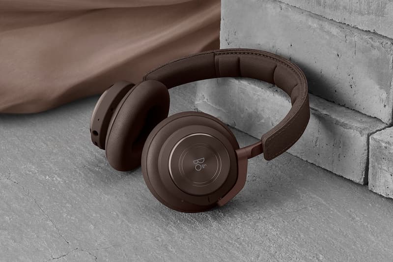 bang and olufsen fall winter 2019 colors update beoplay a1 b6 e6 h9 tan chestnut peony brown pink release details buy cop purchase order information speakers headphones