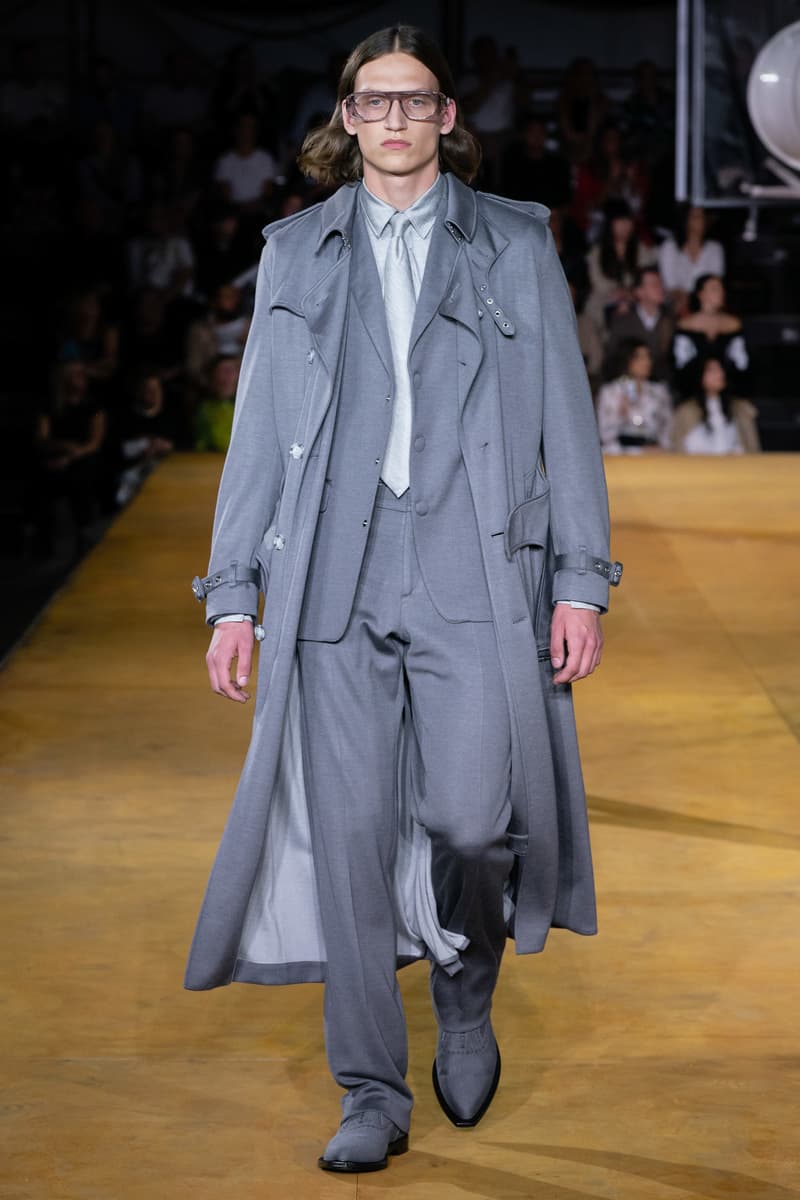 Burberry London Fashion Week Spring Summer 2020 Runway Show Riccardo Tisci suits jackets outerwear streetwear 