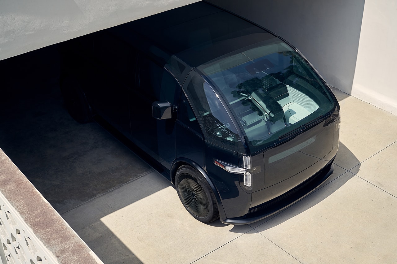 Canoo Subscription-Only EV Pods First Look BMW i3 i8 Designer Start Up Company Los Angeles HQ 80 KwH Battery 300 BHP 313 lb-ft Torque Futuristic mini microbus millennials travel electric cars driving