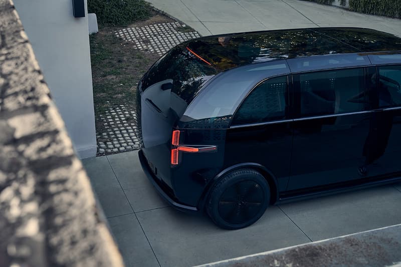 Canoo Subscription-Only EV Pods First Look BMW i3 i8 Designer Start Up Company Los Angeles HQ 80 KwH Battery 300 BHP 313 lb-ft Torque Futuristic mini microbus millennials travel electric cars driving