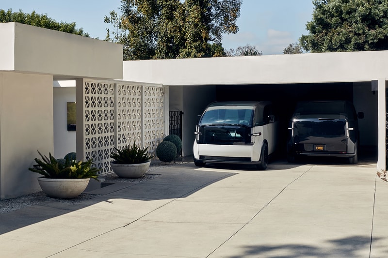 Canoo Subscription-Only EV Pods First Look BMW i3 i8 Designer Start Up Company Los Angeles HQ 80 KwH Battery 300 BHP 313 lb-ft Torque Futuristic mini microbus millennials travel electric cars driving