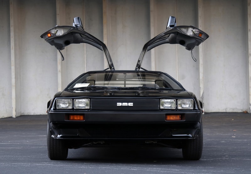 1981 DeLorean DMC-12 Gets Sold at Auction 