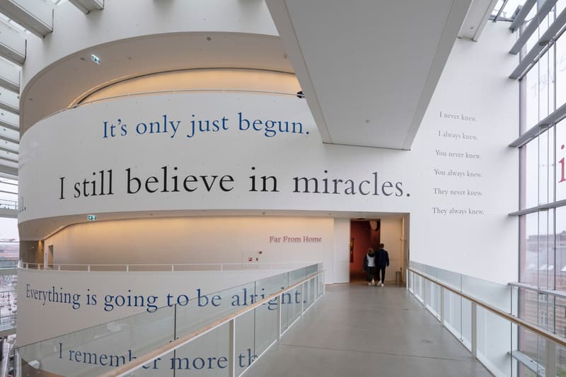 douglas gordon in my shadow exhibition video artist aros museum denmark presentation films Rufus Wainwright Philippe Parreno