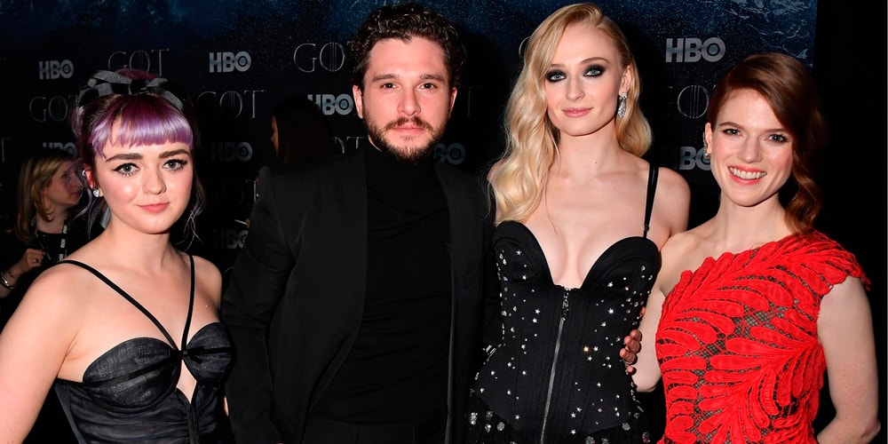 Emmys 2019: Game of Thrones Cast Awkwardly Presents an Award