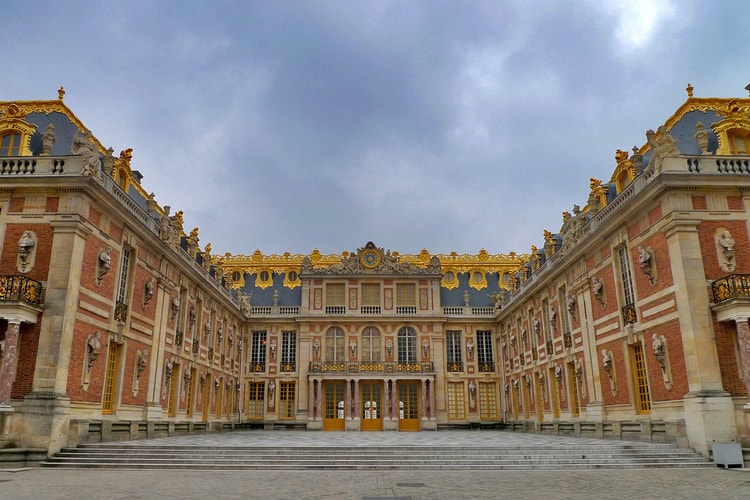 Google Is Offering a Free VR Tour of the Palace of Versailles