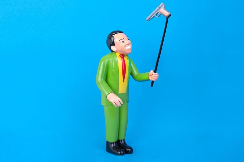 joan cornella selfie gun bronze sculpture release artworks allrightsreserved editions