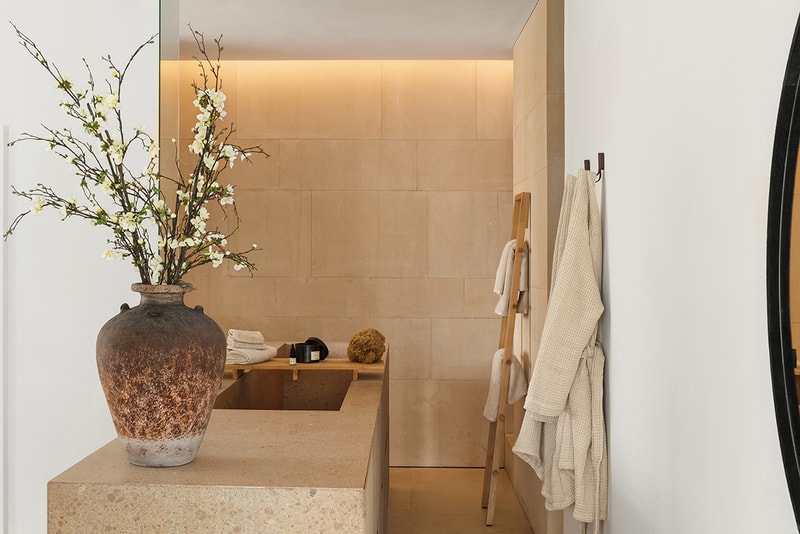 kanye west new york apartment city soho 25 west houston street core emily beare listing buy cop purchase kim kardashian design Claudio Silvestrin architect design minimal