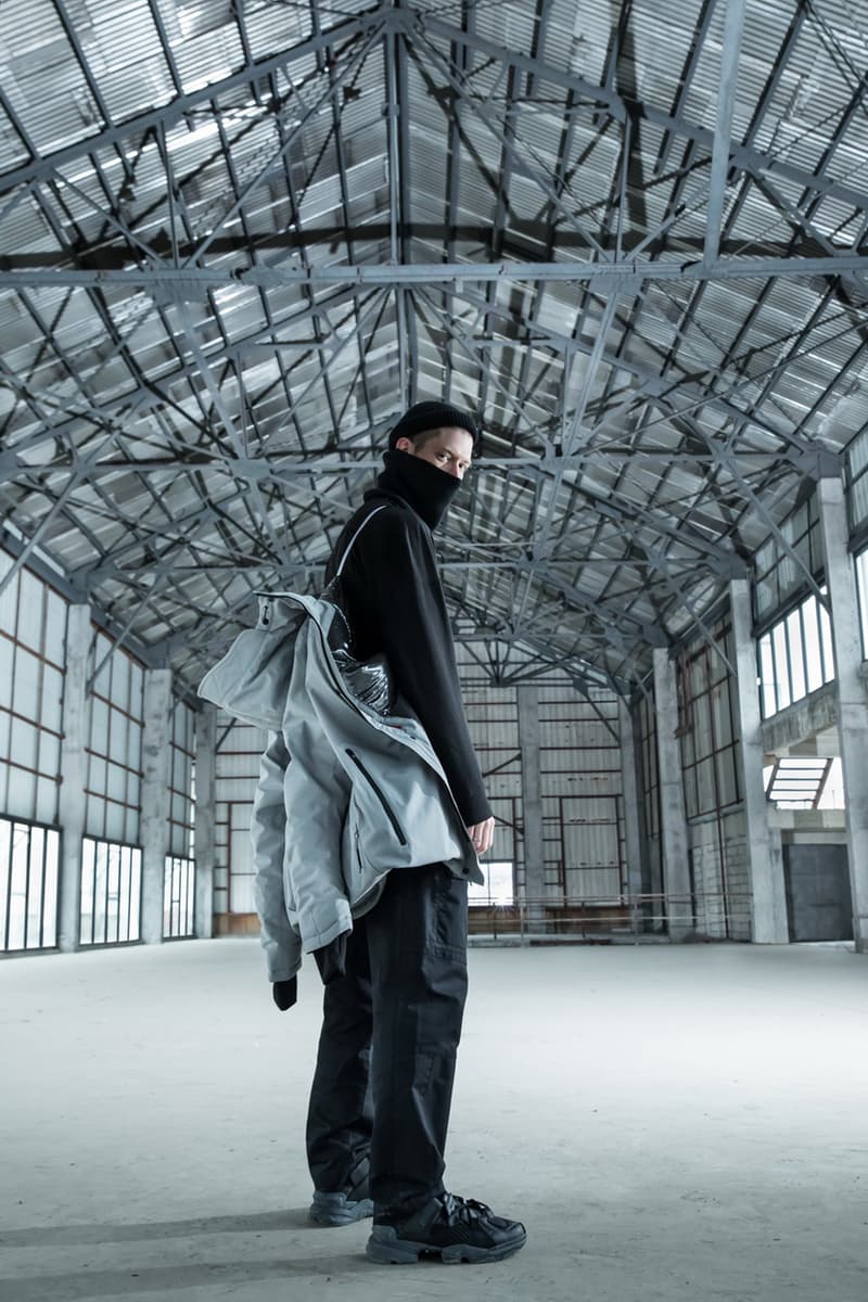 KRAKATAU Fall/Winter 2019 Collection Lookbook Jackets Parkas Coats Graphene Technology Black Green Purple Yellow Brown Camouflage