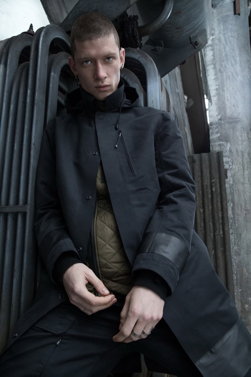 KRAKATAU Fall/Winter 2019 Collection Lookbook Jackets Parkas Coats Graphene Technology Black Green Purple Yellow Brown Camouflage 