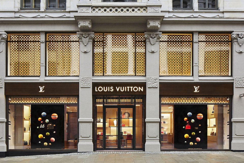 Louis Vuitton Store In France