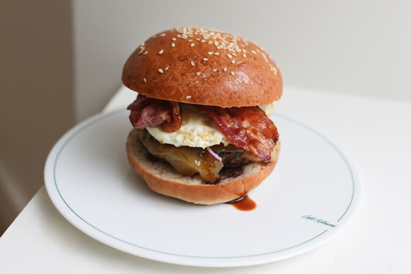maison kitsune cafe kitsune louvre paris france restaurant bistro chef yuji tani chihiro yamazaki japanese american dishes food cigue architecture design practice