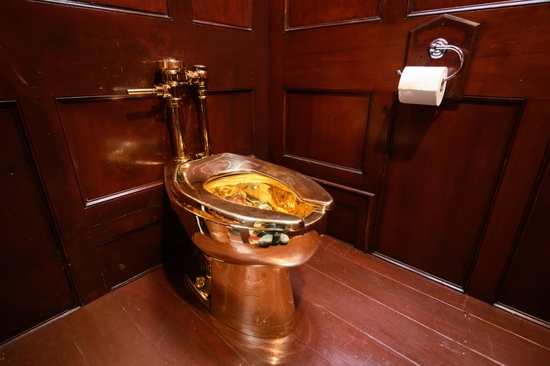 maurizio cattelan blenheim palace gold toilet america sculpture conceptual art stolen theft 