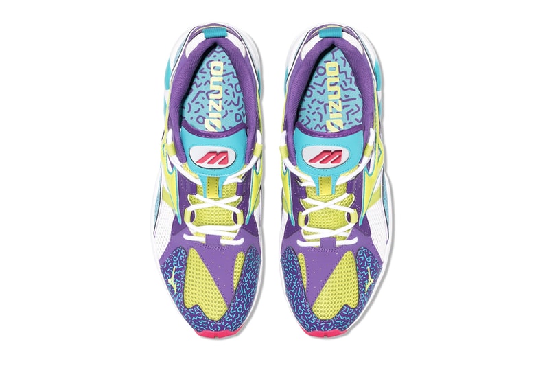 White Wave Rider Fresh 90 Low Top Sneakers d1ga1933 purple turquoise neon red white chunky runner vintage retro design 1990 silhouette pattern