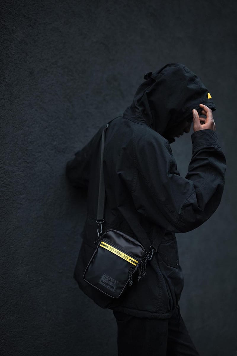 eastpak chest bag