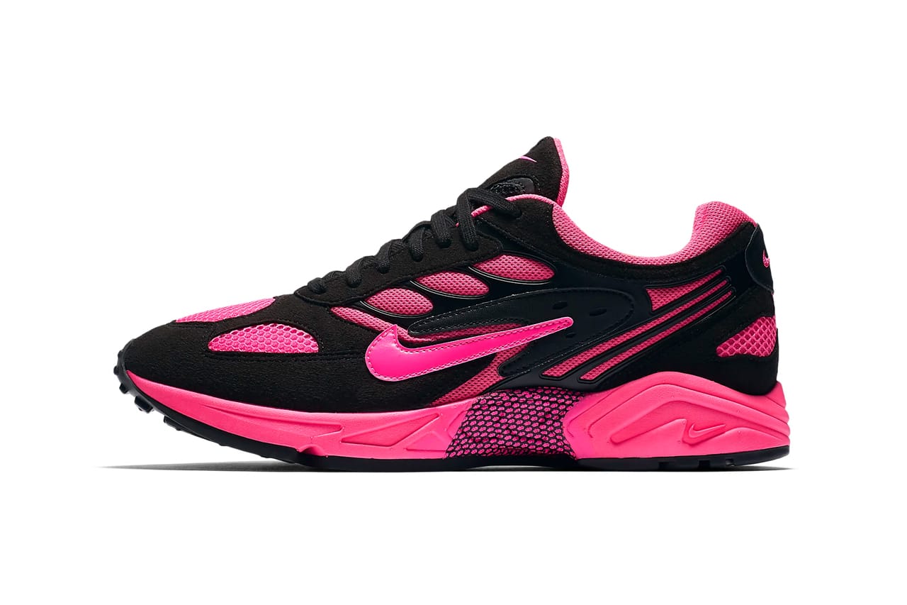 nike black and hot pink shoes