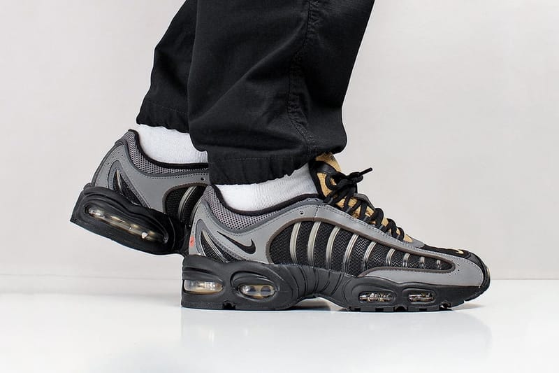 air max tailwind iv sp