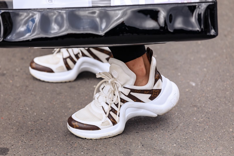 Paris Fashion Week 2019 SS20 Spring Summer 2020 Street Style Snaps Shots Collection Imagery Footwear Accessories Kiko Kostadinov x ASICS Louis Vuitton Off-White ™ Dior Prada adidas Chloe Balenciaga Triple S Loafers Acne Studios