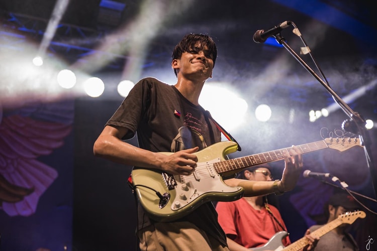 Around The Globe: Phum Viphurit