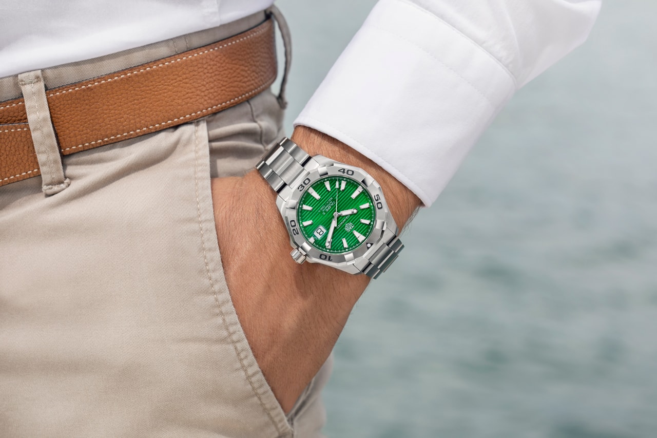 TAG Heuer Aquaracer Collection Emerald Green Dials Ladies Gents 43 mm 32 mm Stainless Steel 