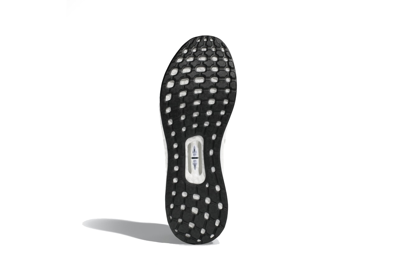 adidas speedfactory am4 cryptic waves boost black white FX4296 oswaldo rodriguez creators club