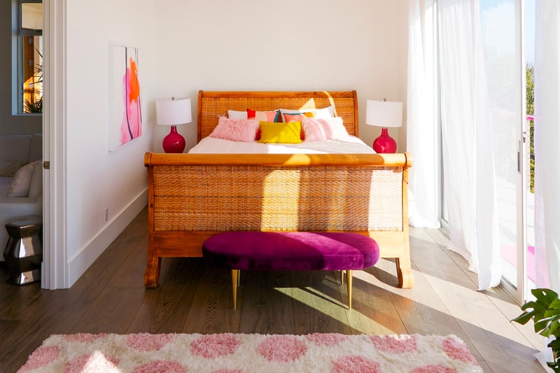 Airbnb Barbie Malibu Dreamhouse News homes rentals travel Malibu toys dolls luxury homes pools summer party getaways 
