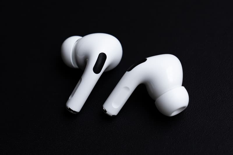 Apple AirPods Pro Closer Look Release info Date Buy on hands Review white color Active Noise Cancellation Adaptive EQ Transparency mode Charging Features 