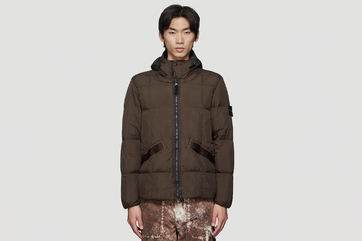 Ten Best Winter Coats Fall/Winter 2019 FW19 Round-Up Nike ACG Anorak The North Face Retro Denali Fleece A.P.C. New England Mac LC23 Burberry Check Vintage Our Legacy Walrus Puffa Jacket Stone Island Logo-Appliqued Quilted Hooded Down Acne Studios Double-Breasted Herringbone CoatMartine Rose Wenger Padded Nylon ParkaRaf Simons Mid-Length Patch 