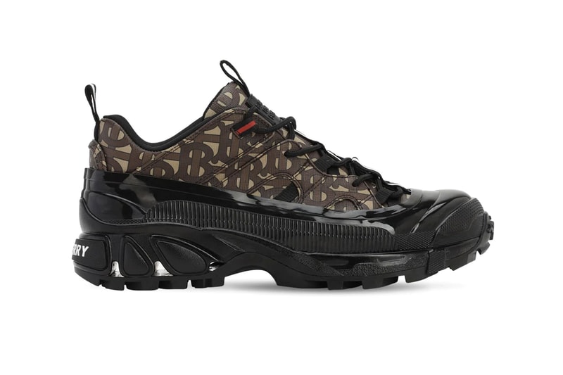 Burberry TB Monogram Arthur Gallica Tech Sneakers Release Information Riccardo Tisci Fall Winter 2019 Footwear Sneaker Drop Cop Vis Tech Chunky Boot-trainer E-Canvas Environmentally Friendly 