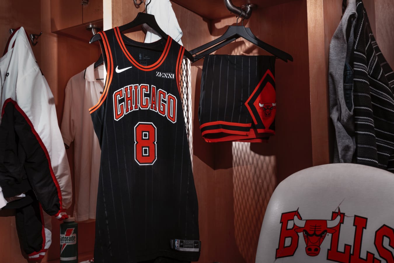 chicago bulls black pinstripe jersey