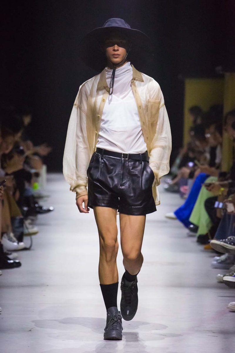 Converse by Feng Chen Wang SS20 Collection Show runway presentation shanghai fashion week spring summer 2020 collaboration stream china menswear womenswear